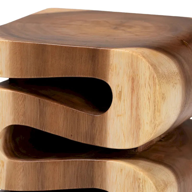 Table d'appoint Eliada en bois de suar sculptée à la main - Table d'appoint sculpturale ondulée, style bohème moderne pour salon ou chambre à coucher