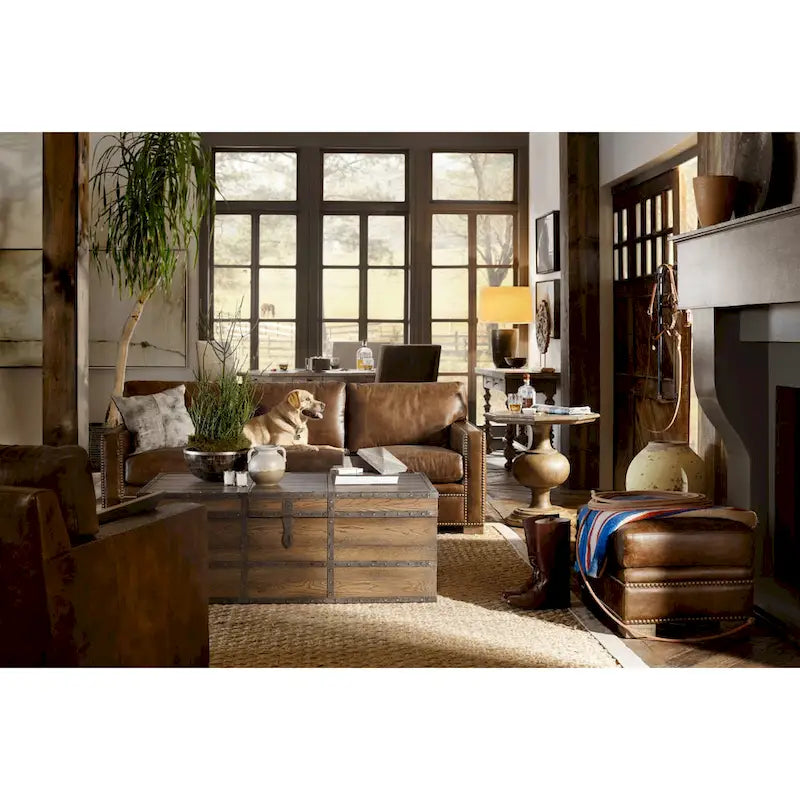 Table d'appoint en peuplier Mason de 25 po de large Hooker Furniture de la collection Hill Country