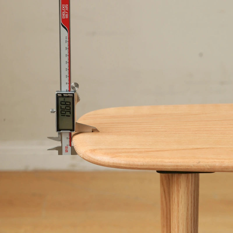 Christopher Knight Home - Table basse en chêne massif Hudson avec étagère de rangement pour salon et bureau à domicile