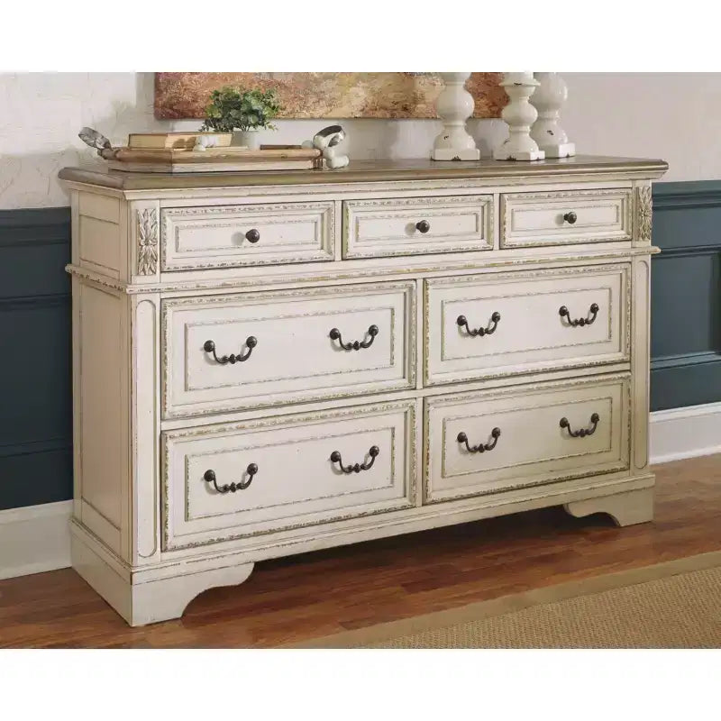 7-Drawer Dresser Chipped White – Cottage Style, Wood Composite Frame