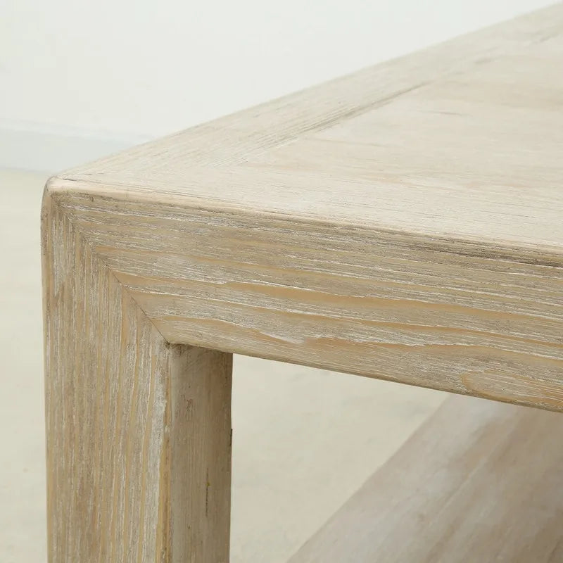 Table basse Artissance 39.4L carrée, aspect bois patiné blanc, avec grand cadre sculpté Peking