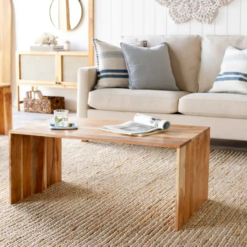 Table basse en bois minimaliste Hilding