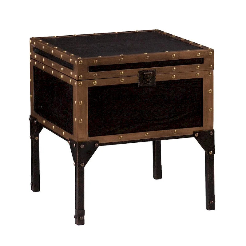 Table d'appoint malle ancienne Azul de SEI Furniture