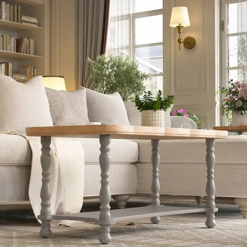 Table basse de style ferme française avec plateau et étagère naturels