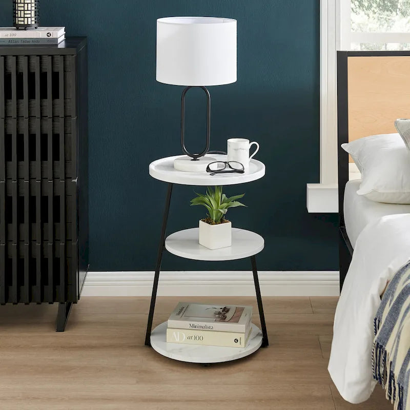 Table d'appoint Skylar à 3 niveaux avec plateau à rebord relevé et pieds asymétriques en métal de style moderne du milieu du siècle