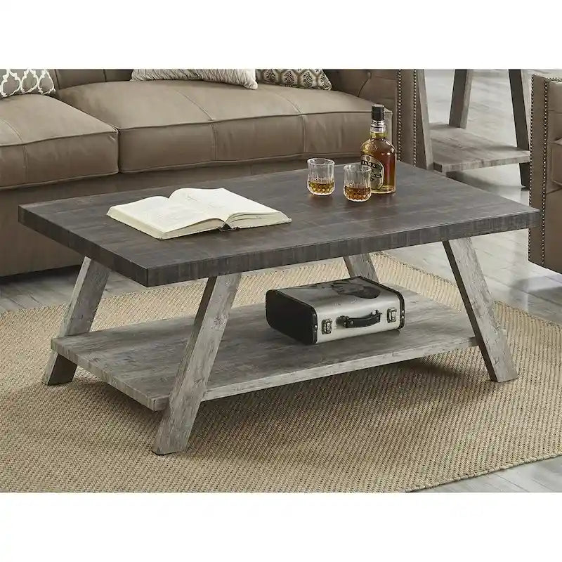 Table basse contemporaine en bois avec étagère