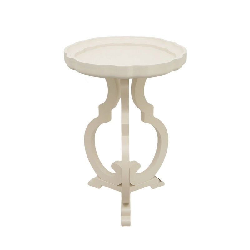 Table d'appoint en bois de style campagnard français avec plateau à bord festonné et pieds courbés