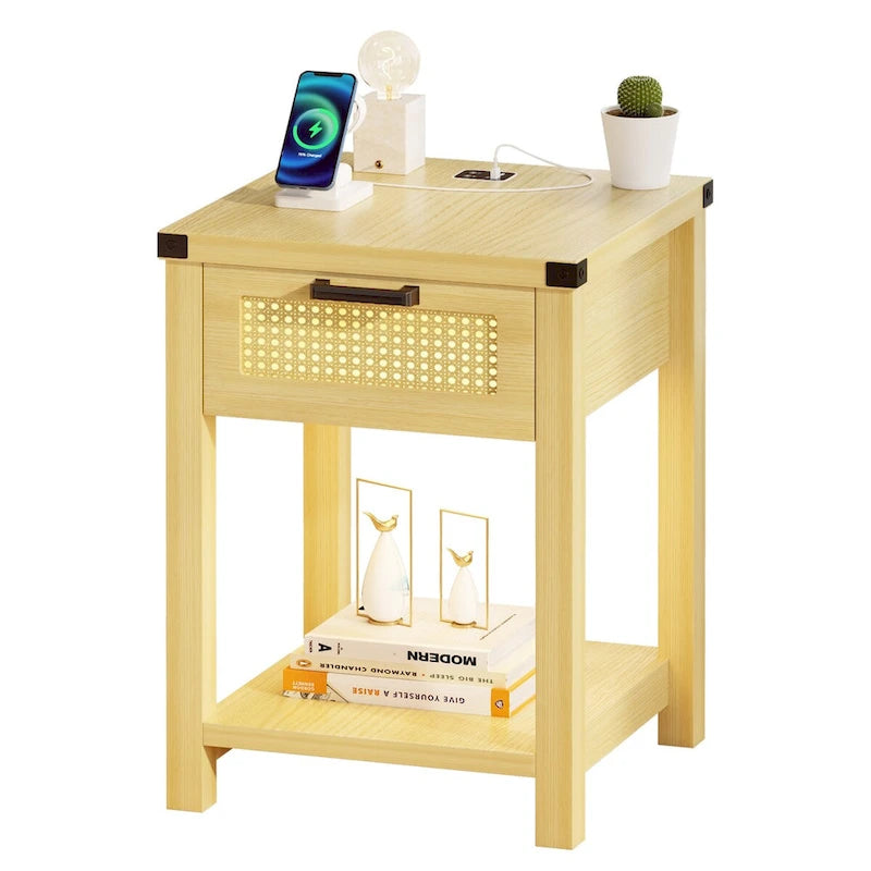 Table d'appoint avec lampe et station de recharge