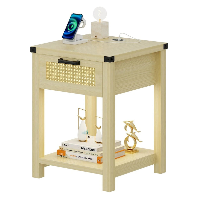 Table d'appoint avec lampe et station de recharge