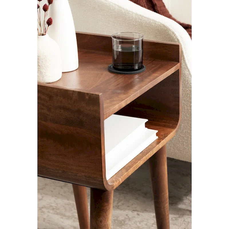 Table d'appoint en bois Quilby de Kate et Laurel - 18x14x27