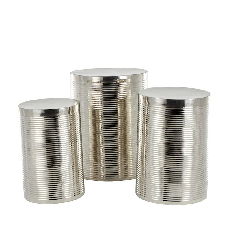 Table d'appoint latérale en métal côtelé ou en métal nervuré - Lot de 3, argent ou or - Roche River Decor
