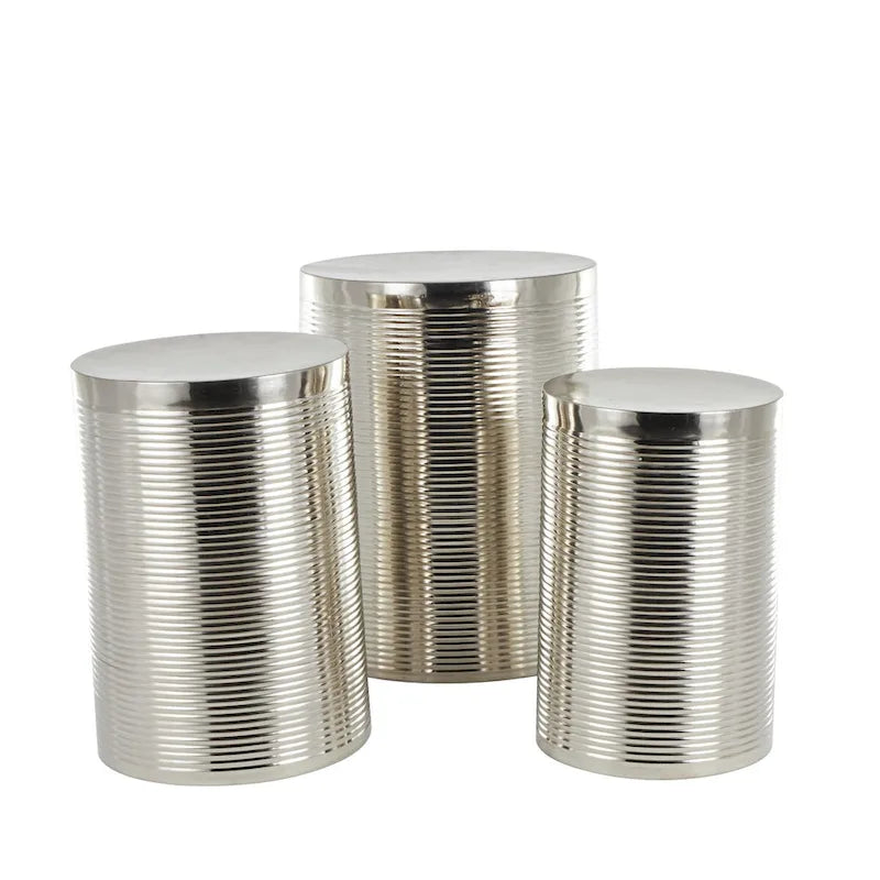 Table d'appoint latérale en métal côtelé ou en métal nervuré - Lot de 3, argent ou or - Roche River Decor