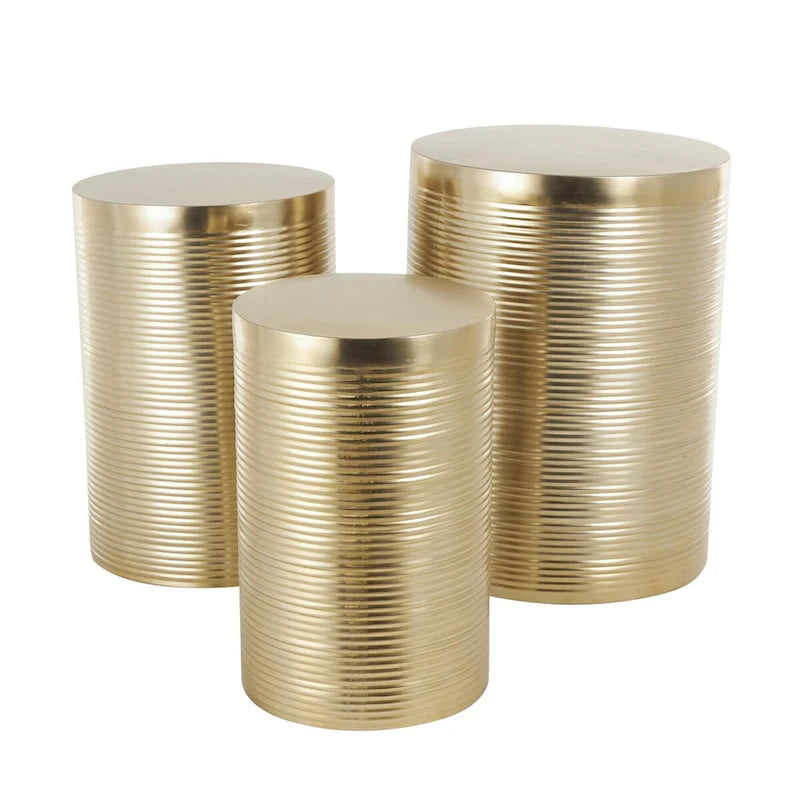 Table d'appoint latérale en métal côtelé ou en métal nervuré - Lot de 3, argent ou or - Roche River Decor
