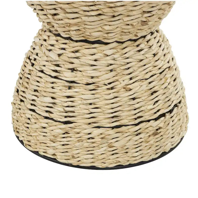 Table d'appoint en rotin tressé à la main avec plateau en bois et cadre noir – marron clair ou marron – Roche River Decor
