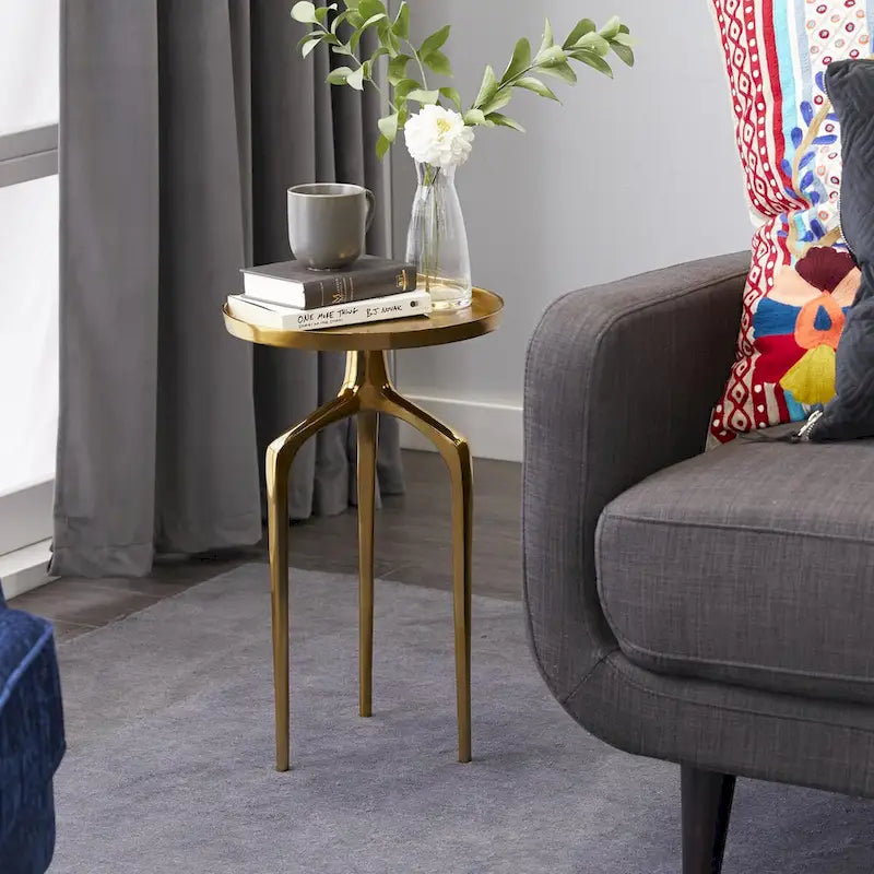 Table d'appoint inspirée d'un plateau en métal aluminium avec 3 pieds tripodes – Or, Argent ou Noir – Décor Roche River